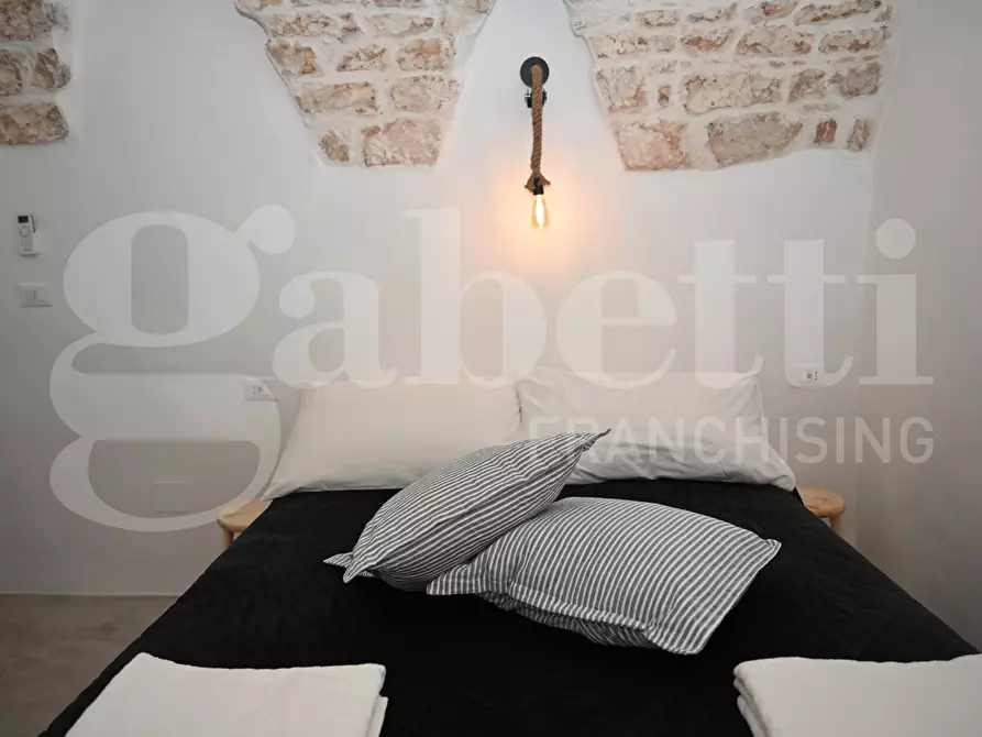 Immagine 26 di Casa indipendente in vendita  in Via Piccinni a Ostuni