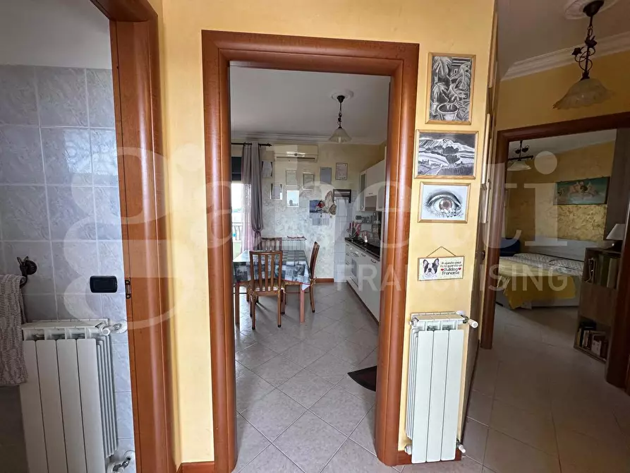 Immagine 4 di Appartamento in vendita  in Via carlo poma, 5 a Pomezia