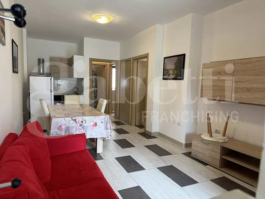 Immagine 5 di Appartamento in vendita  in Via Vittorio Veneto, 15 a Giurdignano