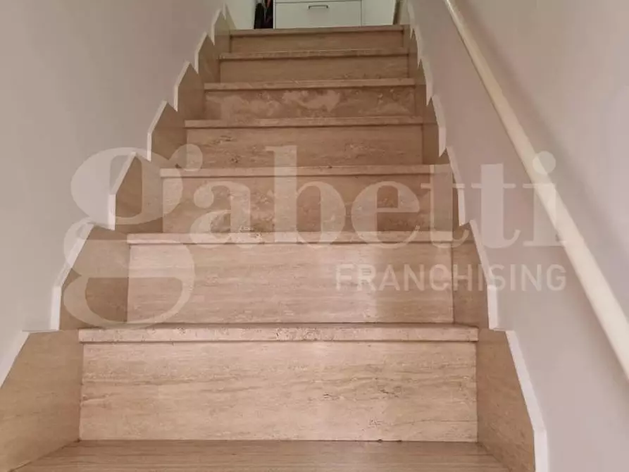 Immagine 21 di Casa indipendente in vendita  in Via Giovanni Paisiello a Ostuni