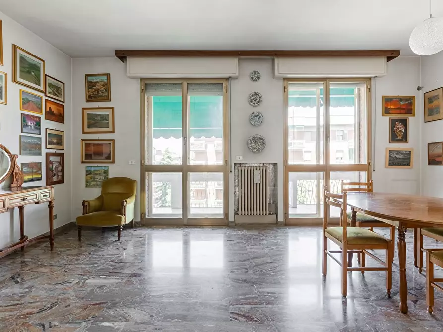 Immagine 4 di Appartamento in vendita  in Viale Roma, 13 a Bologna