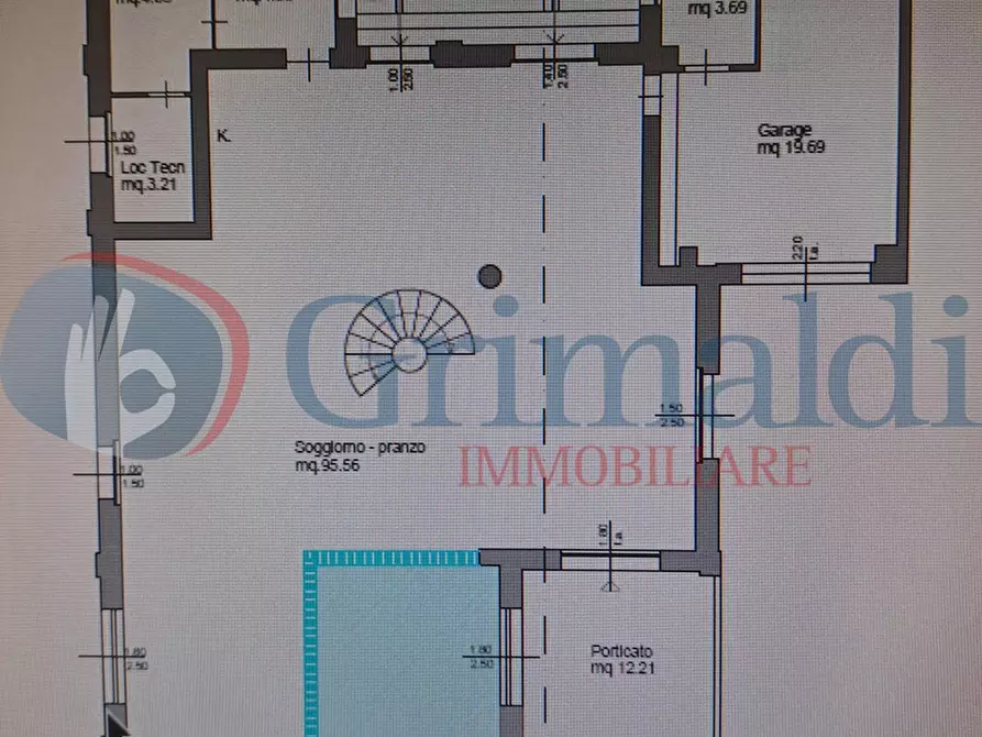 Immagine 10 di Villa in vendita  in Via del litorale a Pisa