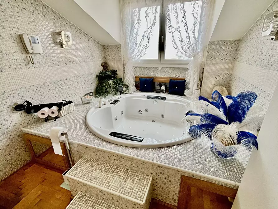 Immagine 16 di Appartamento in vendita  in Viale marche, 101 a Milano