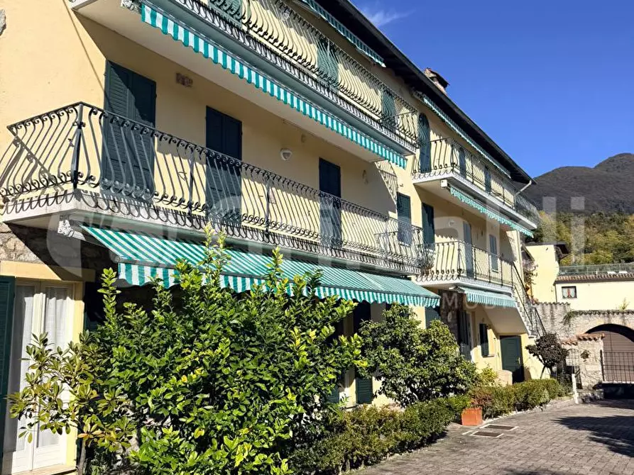 Immagine 6 di Appartamento in vendita  in Via Frazione Morgnaga Via Filippini, 1 a Gardone Riviera