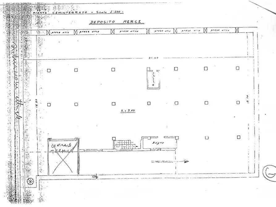 Immagine 11 di Negozio in vendita  in Via Saturnia, 21 a Roma