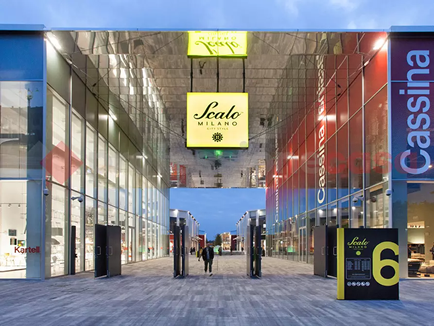 Immagine 5 di Appartamento in vendita  in Via SAN VITTORE, 26 a Locate Di Triulzi