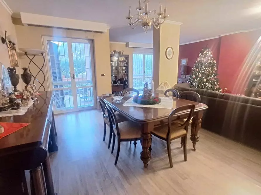 Immagine 11 di Appartamento in vendita  in Via Caprioli a Caserta