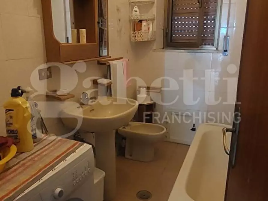 Immagine 2 di Appartamento in affitto  in Via GIUSEPPE MARIA MUSCARI, 12 a Catanzaro