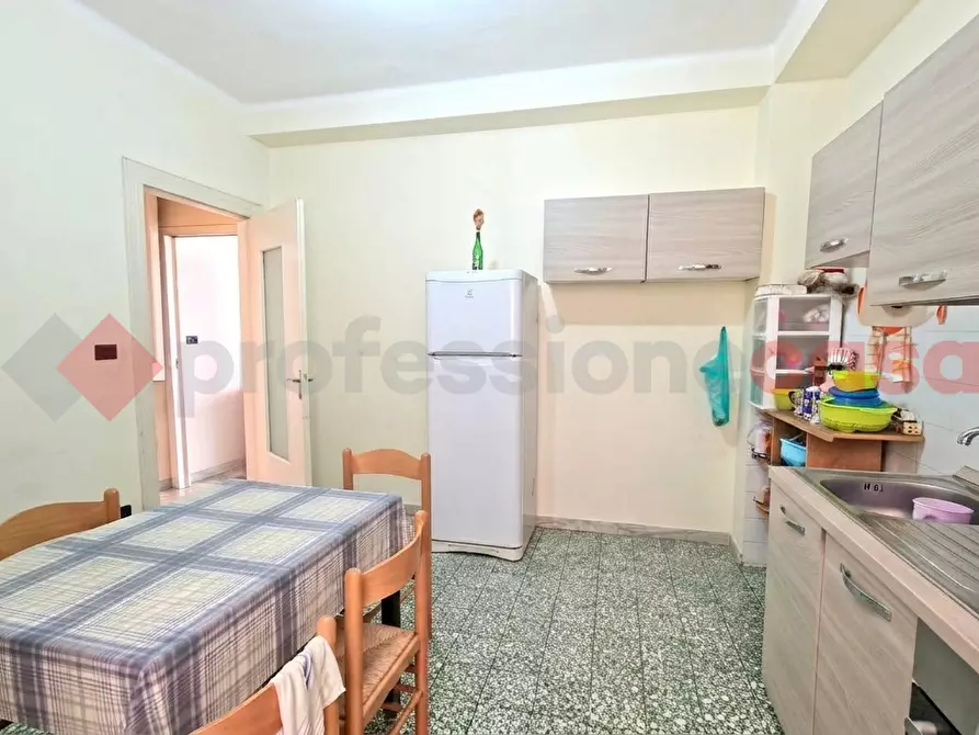 Immagine 5 di Appartamento in vendita  in Via CASTROMEDIANO a Bari