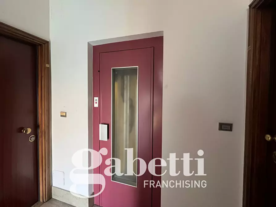 Immagine 18 di Appartamento in vendita  in Via Luzzatti, 29 a Torino