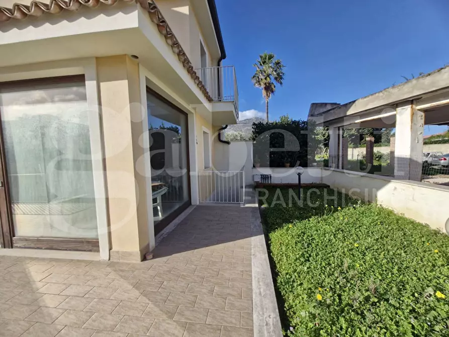 Immagine 5 di Casa bifamiliare in vendita  in Via Oasi Verde a Palermo