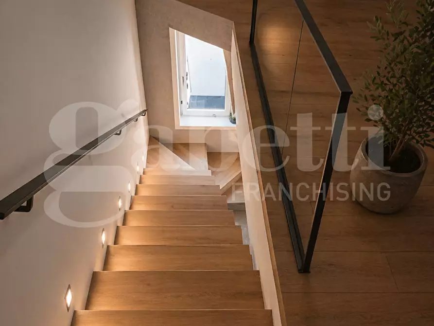 Immagine 20 di Multiproprietà in vendita  in Via ISOLA DI PELLETRINA Calle Chiesa Ognisanti a Venezia