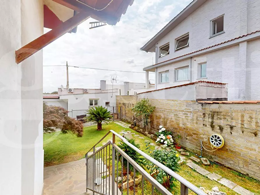 Immagine 13 di Villa in vendita  in Via Castelbarco, 67a a Roma