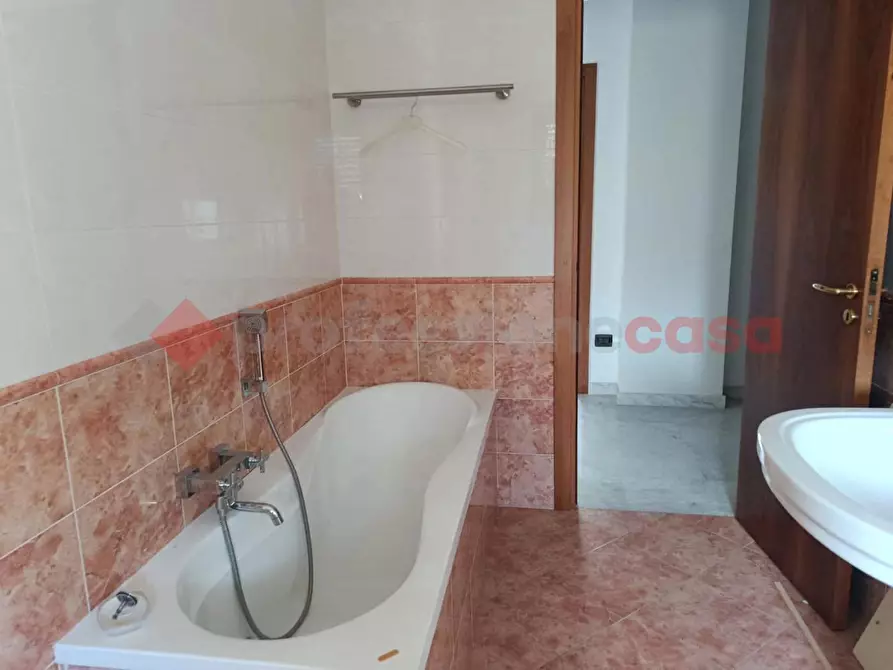 Immagine 17 di Appartamento in affitto  in Via Gebbione, 30 a Reggio Di Calabria