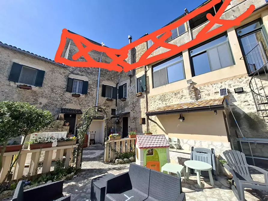 Immagine 35 di Appartamento in vendita  in Via Scesa, 5 a Fontechiari