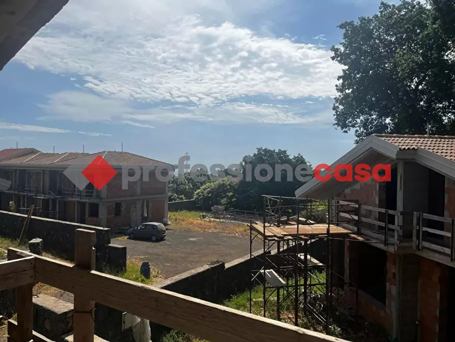 Immagine 24 di Villa in vendita  in Via Spirito Santo a Aci Sant'antonio