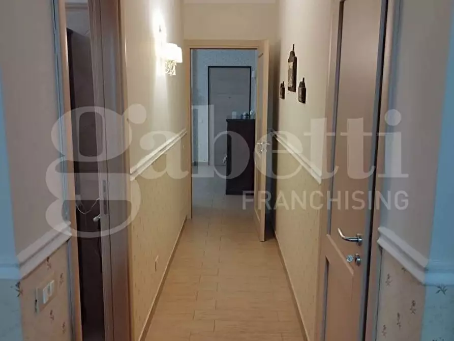 Immagine 14 di Appartamento in vendita  in Piazza SANDRO PERTINI, 5 a Taranto