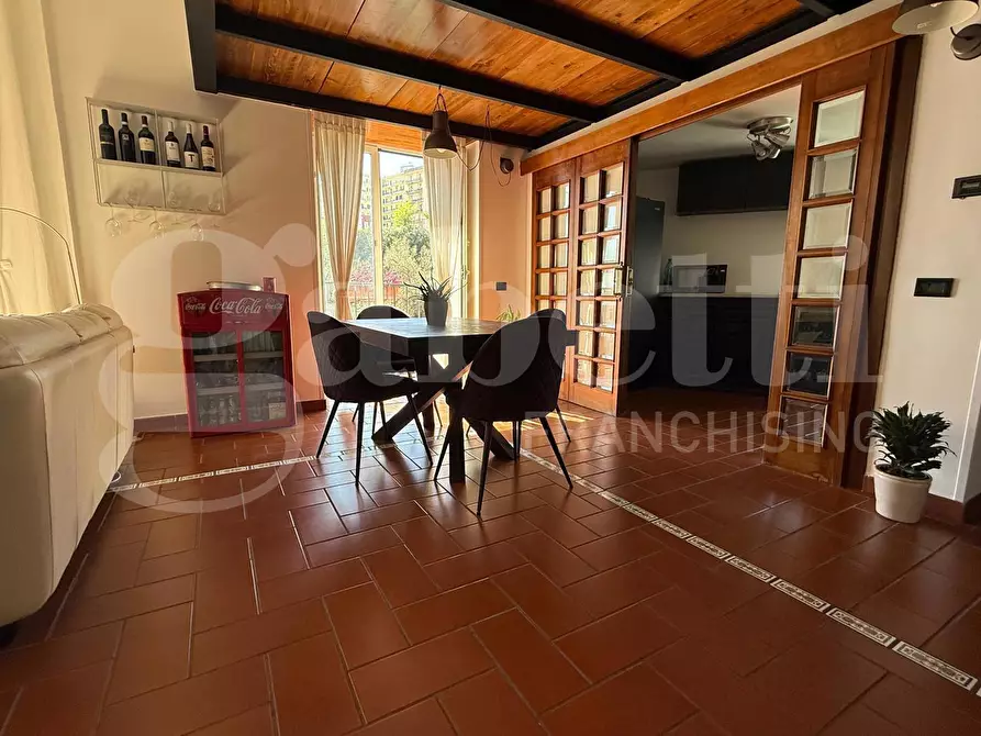 Immagine 16 di Appartamento in vendita  in Via Girolamo Santa Croce, 15 a Napoli