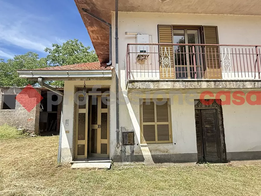 Immagine 5 di Appartamento in vendita  in Via Campo le Fraschette, scn a Alatri
