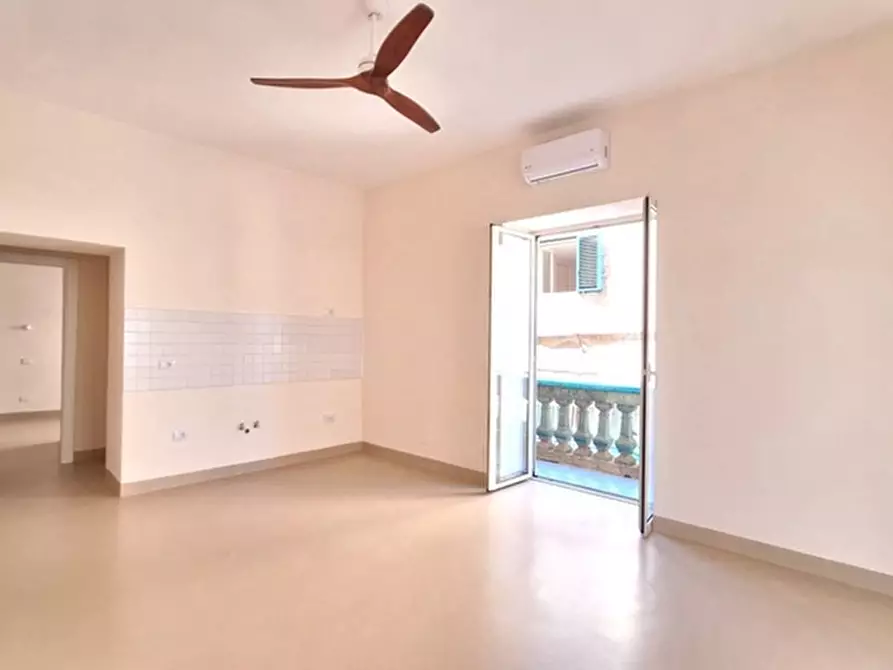 Immagine 8 di Appartamento in vendita  in Vico S. Eframo a Napoli