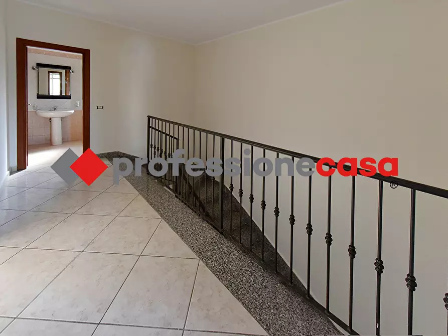 Immagine 44 di Villetta a schiera in vendita  in Via Ugo Foscolo, 36 a Santa Maria Capua Vetere