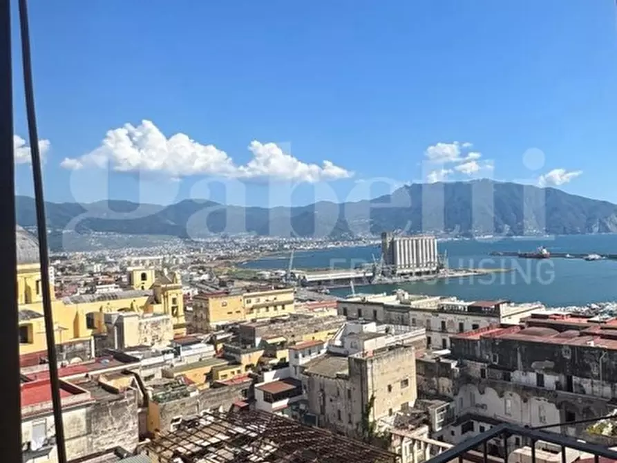 Immagine 38 di Appartamento in vendita  in Piazza Ernesto Cesaro, 55 a Torre Annunziata