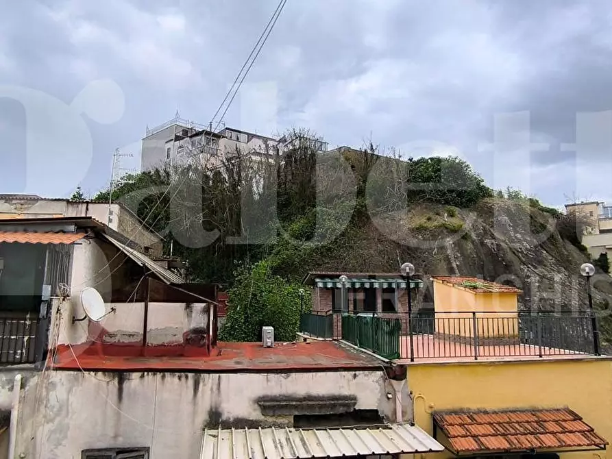 Immagine 11 di Appartamento in vendita  in Via Marigliano a Napoli