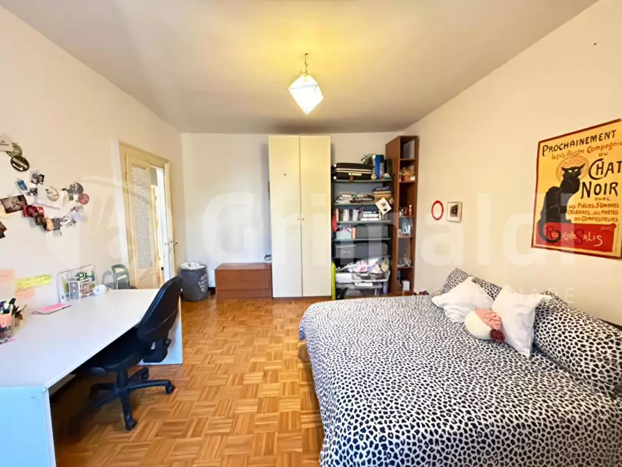 Immagine 40 di Appartamento in vendita  in Piazza PETRARCA, 28 a Pavia