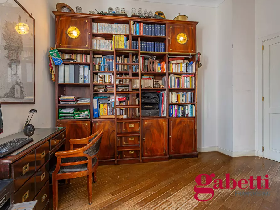 Immagine 15 di Appartamento in vendita  in Via Torquato Tasso, 343 a Napoli