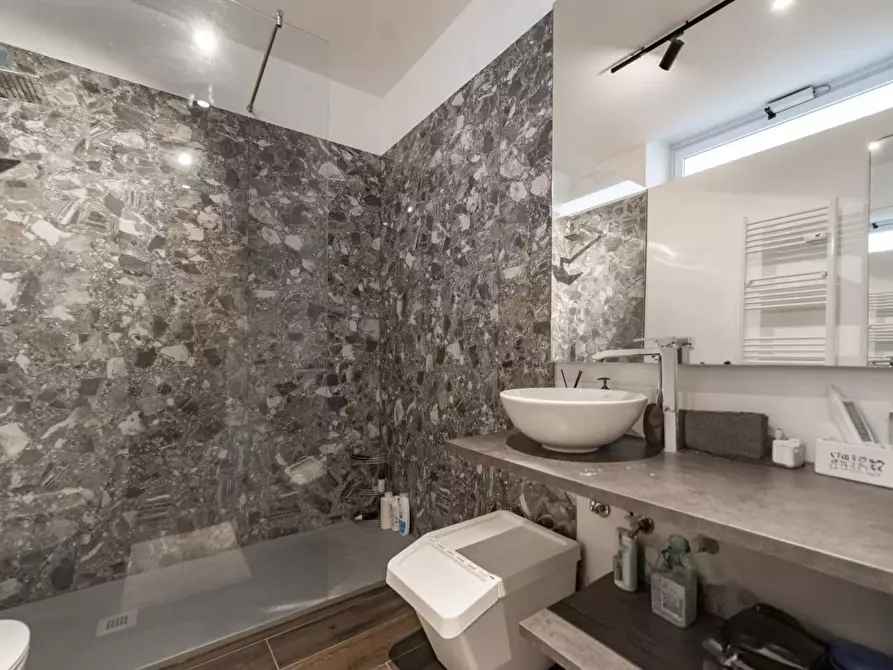 Immagine 19 di Loft/Open space in vendita  in Via Washington, 81 a Milano