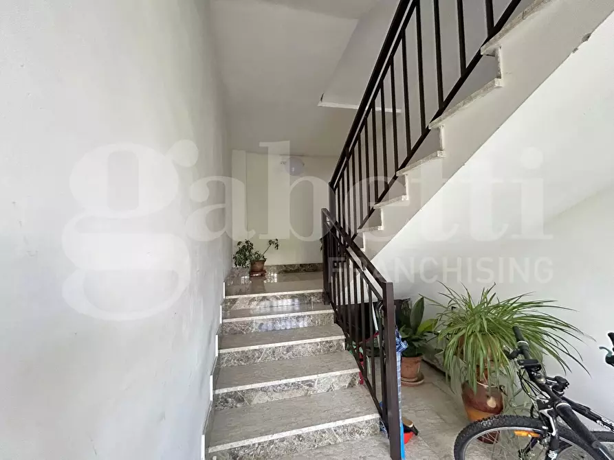 Immagine 5 di Appartamento in vendita  in Via Civitacampomarano, 68 a Roma