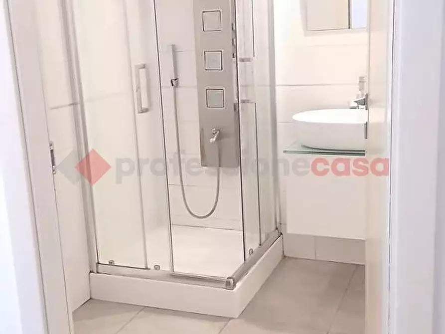 Immagine 18 di Ufficio in vendita  in Viale Ivo Montagni, 49 a Capraia E Limite