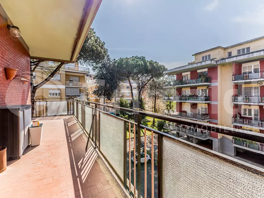 Immagine 10 di Appartamento in vendita  in Via Verolengo, 1 a Roma