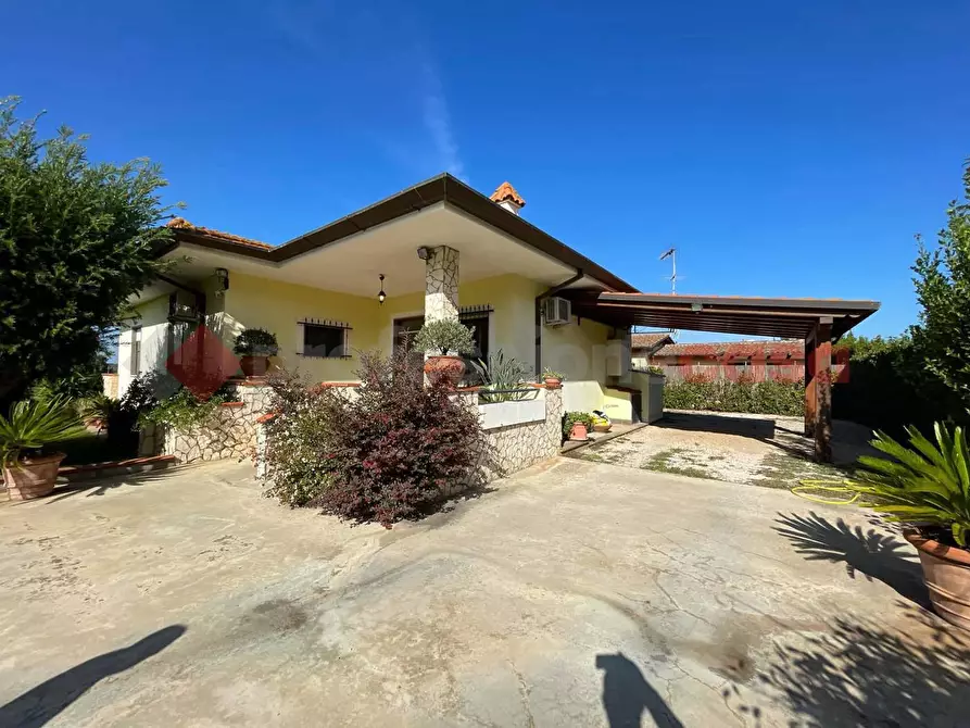 Immagine 29 di Villa in vendita  in Strada MATERA, 5 a Terracina