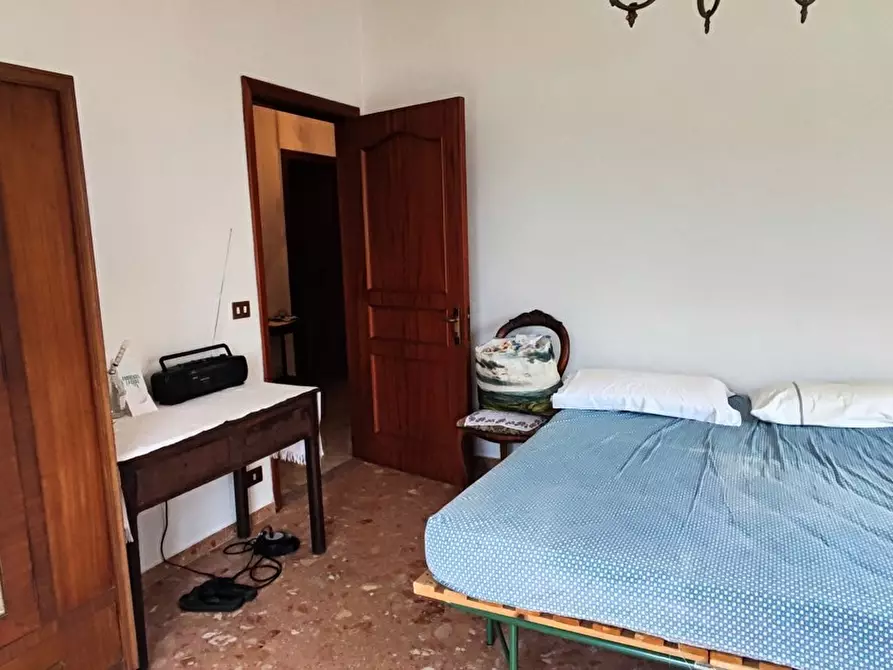 Immagine 17 di Appartamento in vendita  in Via C. BATTISTI, 38 a Girifalco