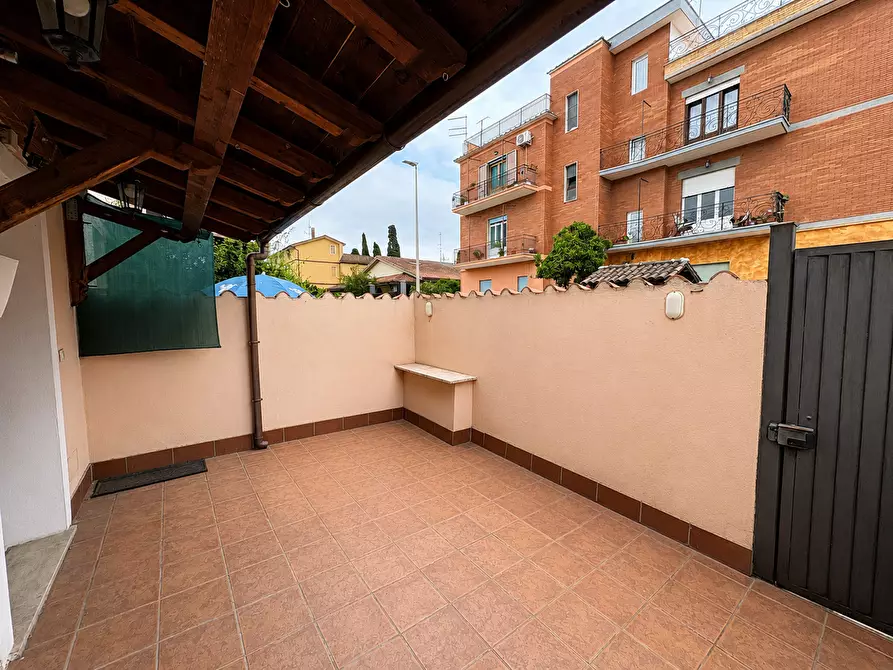 Immagine 2 di Appartamento in vendita  in Via Bonfiglio Da Cesena, 9 a Roma