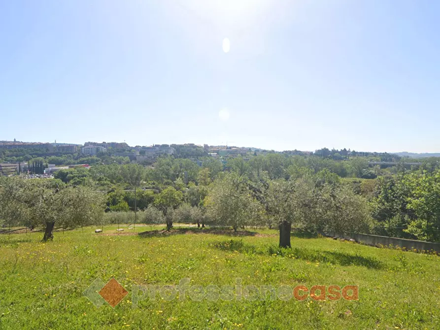 Immagine 1 di Terreno residenziale in vendita  in Via Giovanni da Verrazzano a Perugia