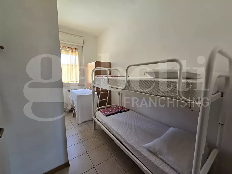 Immagine 11 di Appartamento in vendita  in Via Edmondo de Amicis, 14-16 a Tortoreto