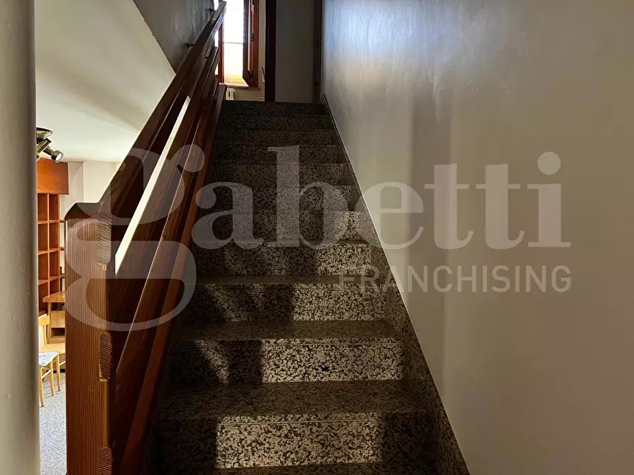 Immagine 25 di Palazzo in vendita  in Via RIMEMBRANZE, 131 a Montemesola