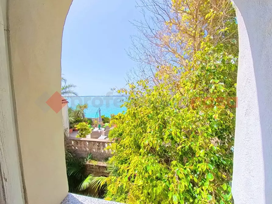 Immagine 23 di Appartamento in vendita  in Via castello maniace, 57 a Siracusa