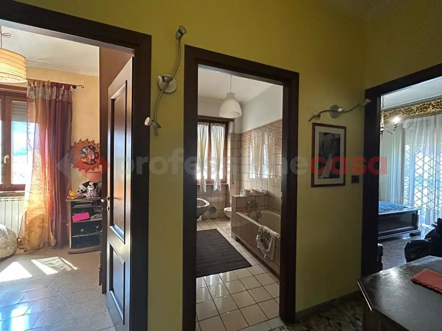 Immagine 11 di Appartamento in vendita  in Via Vecchia di Marino a Grottaferrata