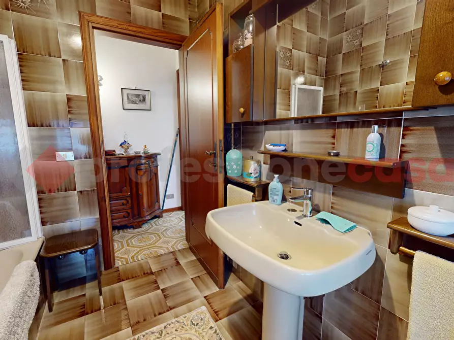 Immagine 12 di Villa in vendita  in Via dei lippi bassi, 192 a Lucca