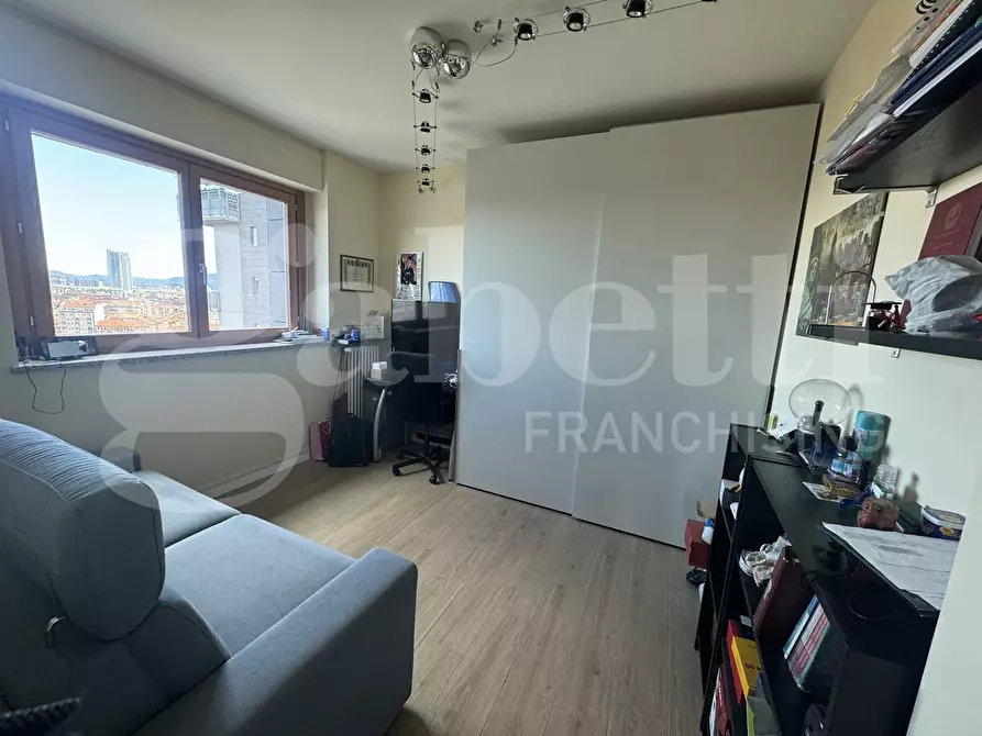 Immagine 36 di Attico in vendita  in Piazza DELLA COSTITUZIONE, 39 a Torino