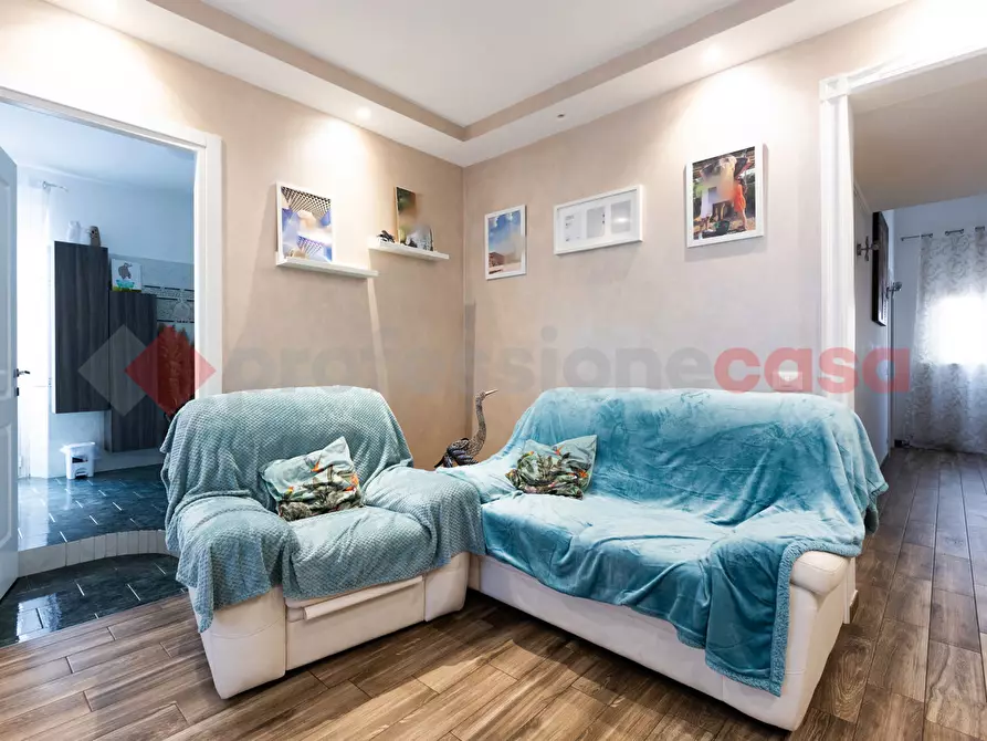 Immagine 5 di Appartamento in vendita  in Via Amaretta a Roma