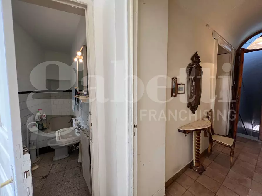 Immagine 21 di Appartamento in vendita  in Via Traspontino, 11 a Ragusa