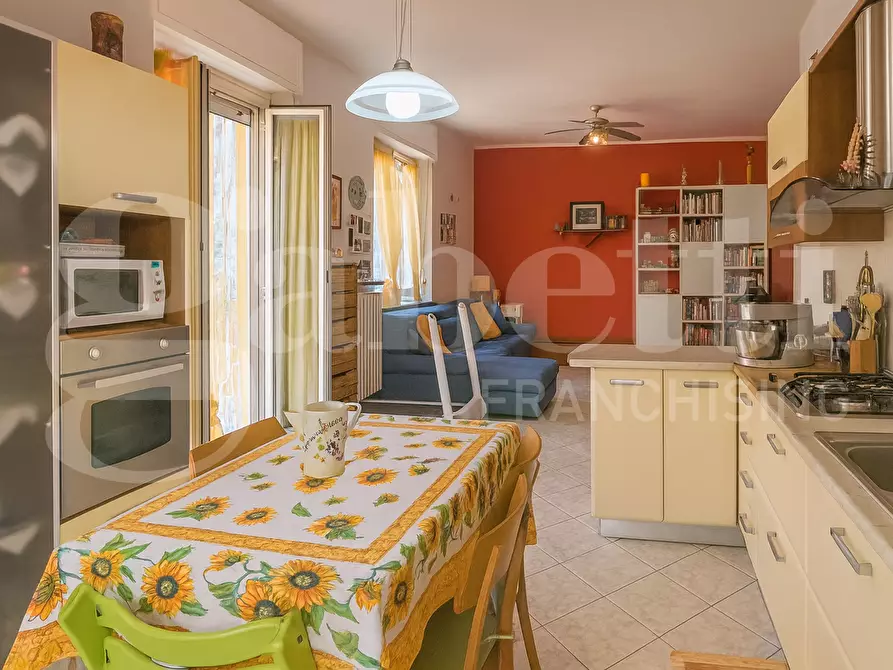 Immagine 11 di Attico in vendita  in Vicolo Denina, 1 a Moncalieri