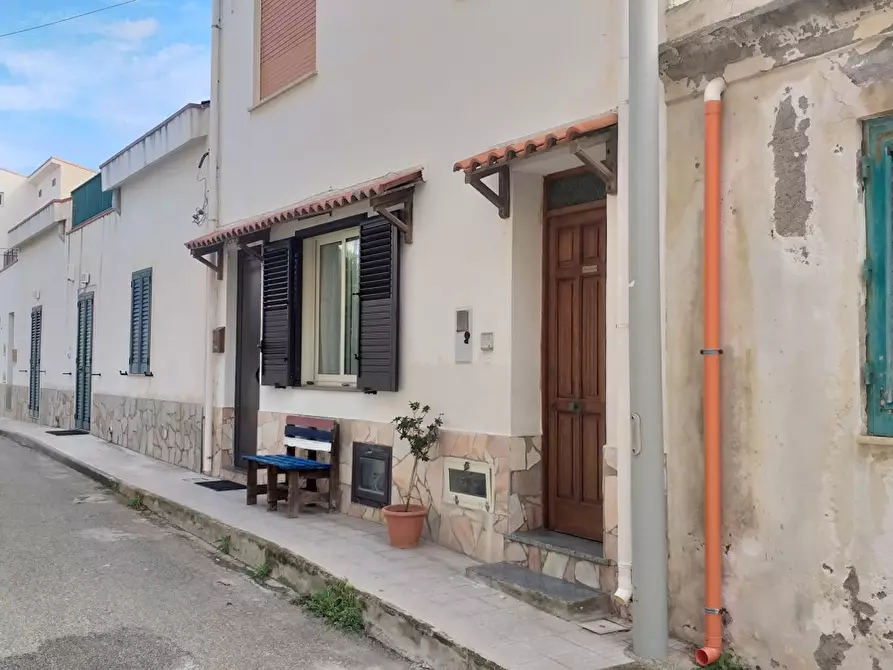 Immagine 2 di Casa indipendente in vendita  in Via lungomare san saba, 3 a Messina