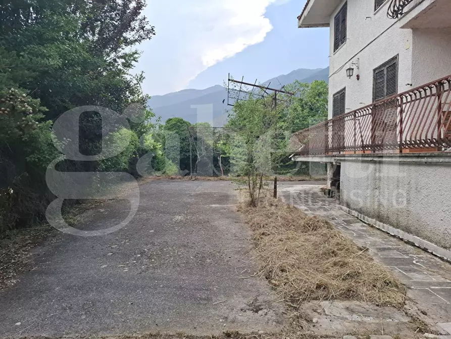 Immagine 27 di Villa in vendita  in Via Salceto, 12 a Sora