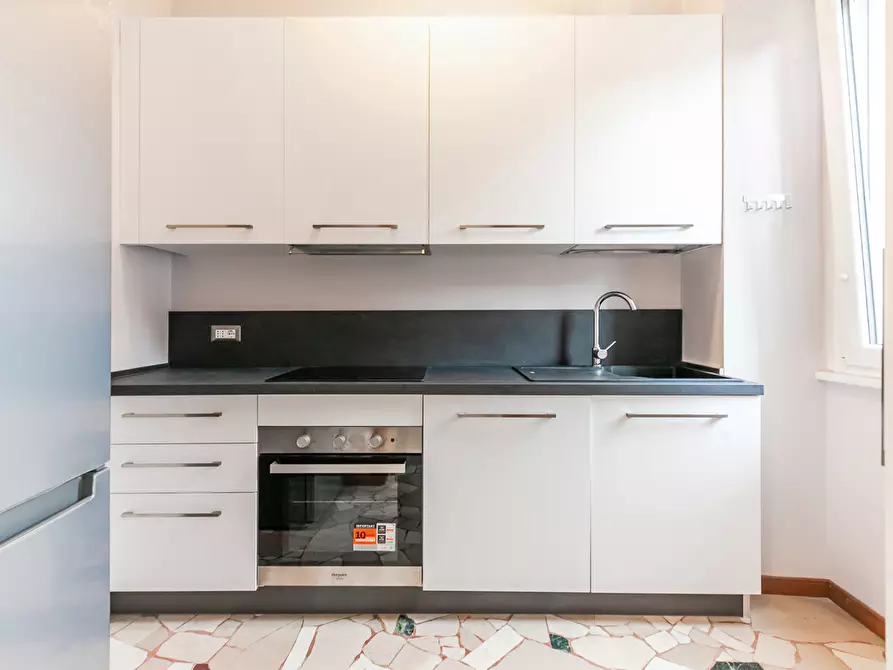 Immagine 7 di Appartamento in affitto  in Via moise loirÃ  a Milano