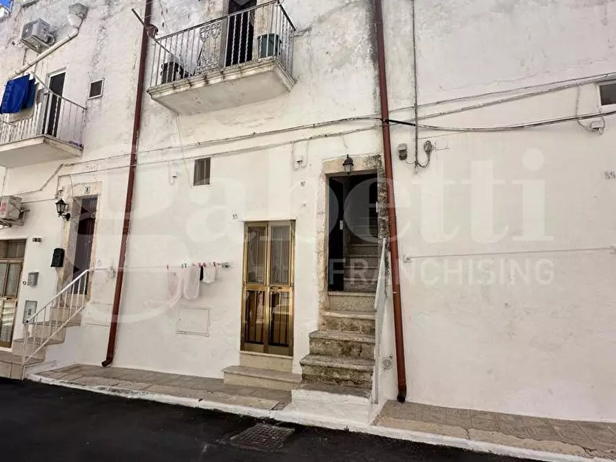 Immagine 1 di Casa indipendente in vendita  in Via Rudia a Ostuni